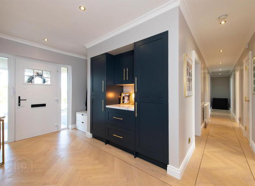 136 Dromore Road, Ballynahinch, BT24 8HX