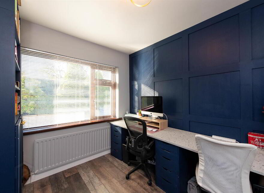 136 Dromore Road, Ballynahinch, BT24 8HX
