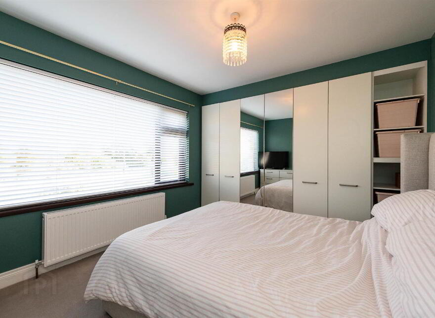 136 Dromore Road, Ballynahinch, BT24 8HX