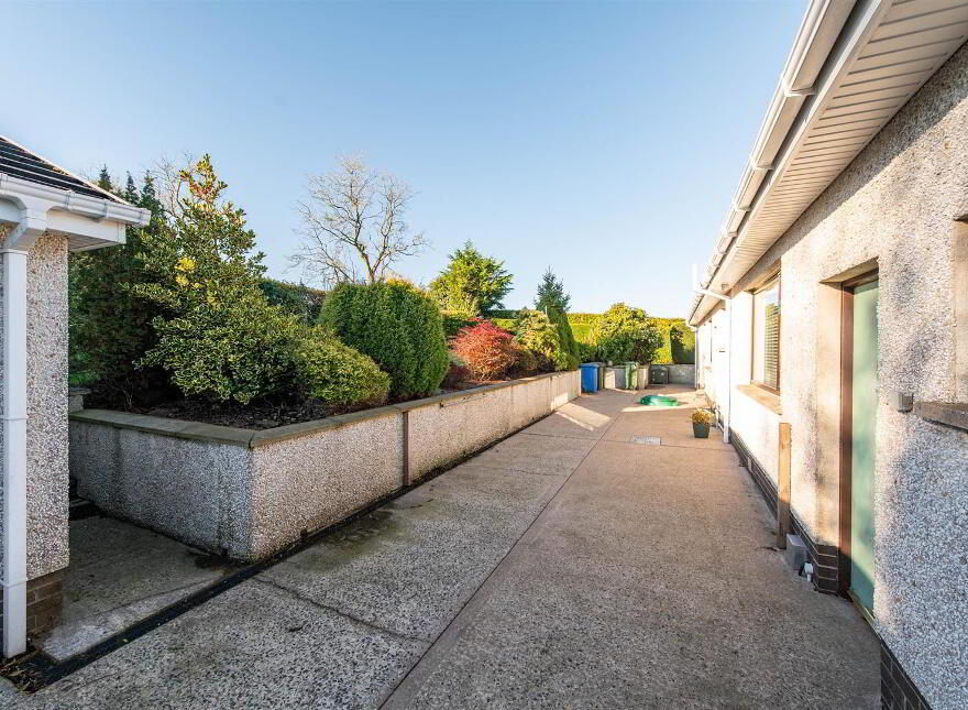 136 Dromore Road, Ballynahinch, BT24 8HX
