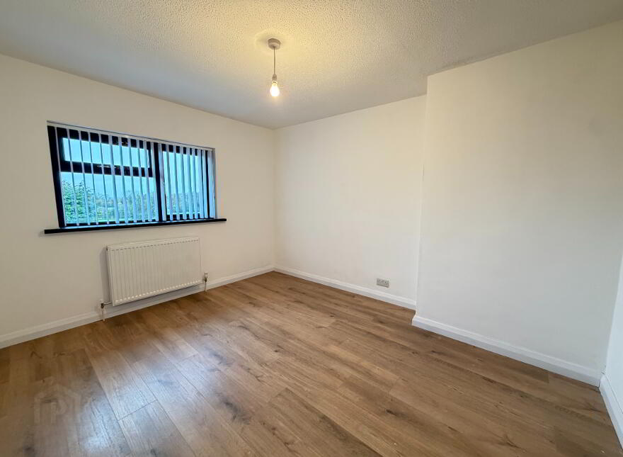 8 Wardlow Crescent, Ballymena, BT42 4HN