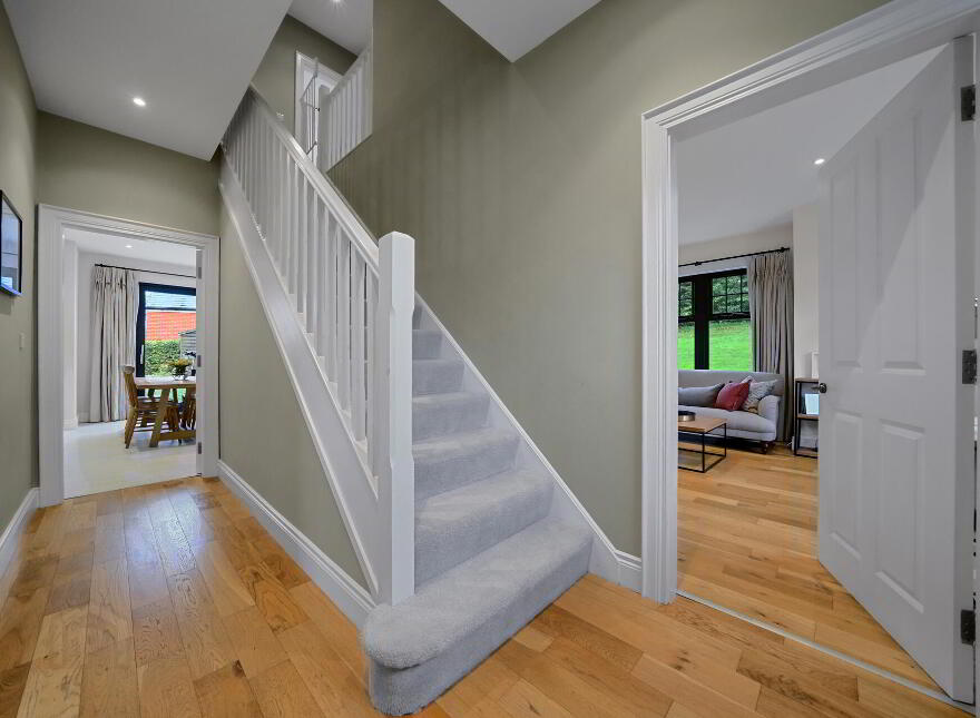 15 Haddo Crescent, Belfast, BT8 8FX