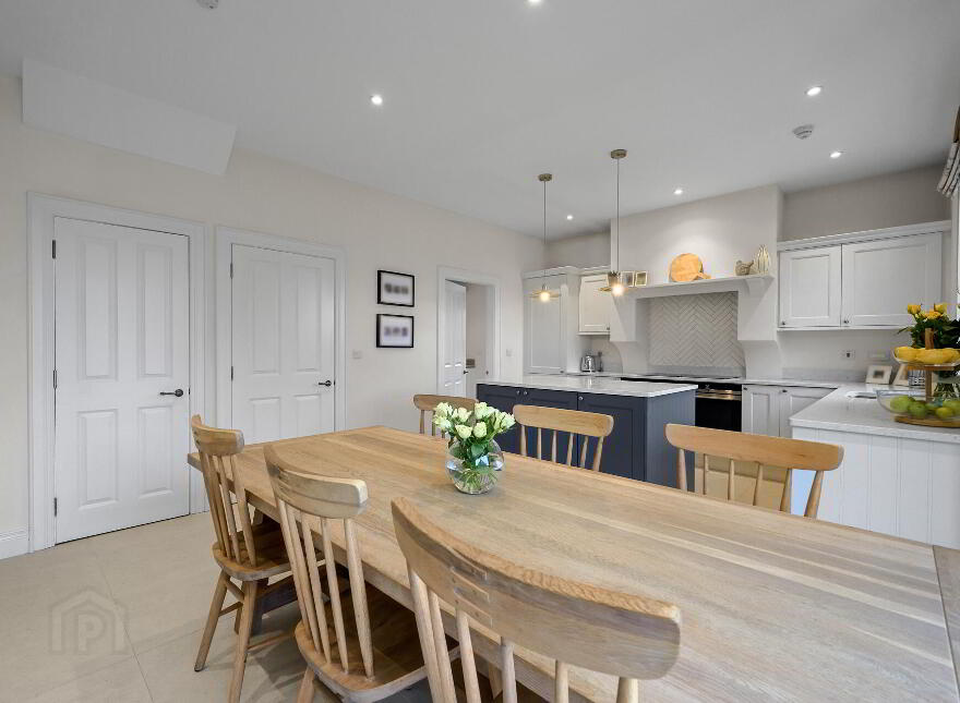 15 Haddo Crescent, Belfast, BT8 8FX