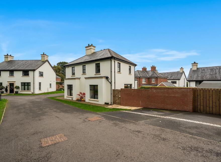15 Haddo Crescent, Belfast, BT8 8FX