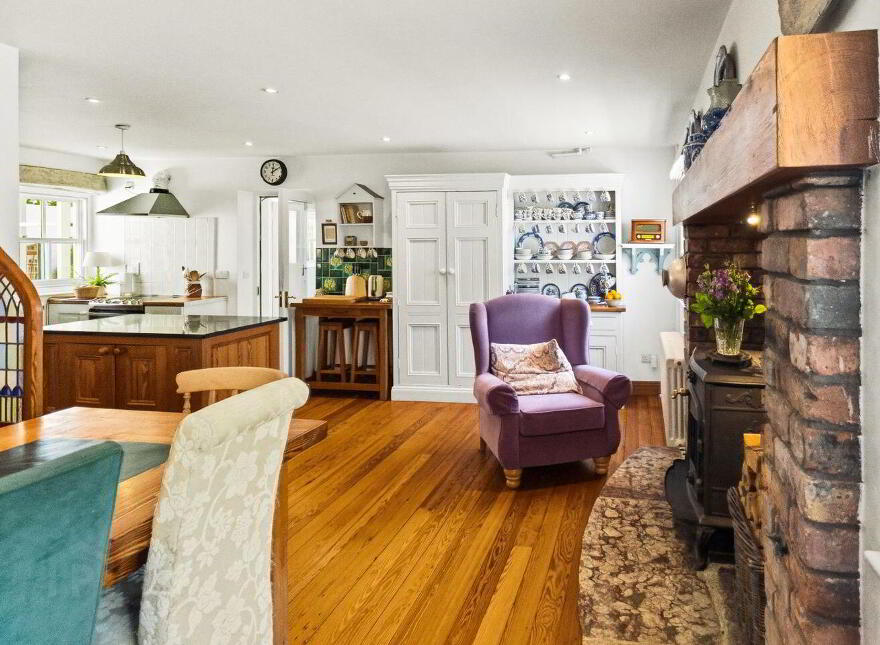 The Old House, Ballydaniel More, Ballymore, Cobh, P24N635