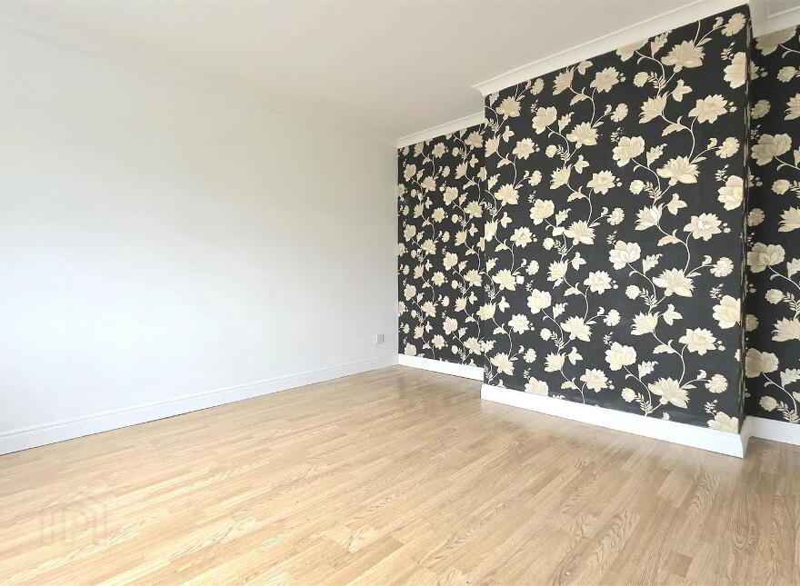 87 Pinewood Avenue, Carrickfergus, BT38 8EW