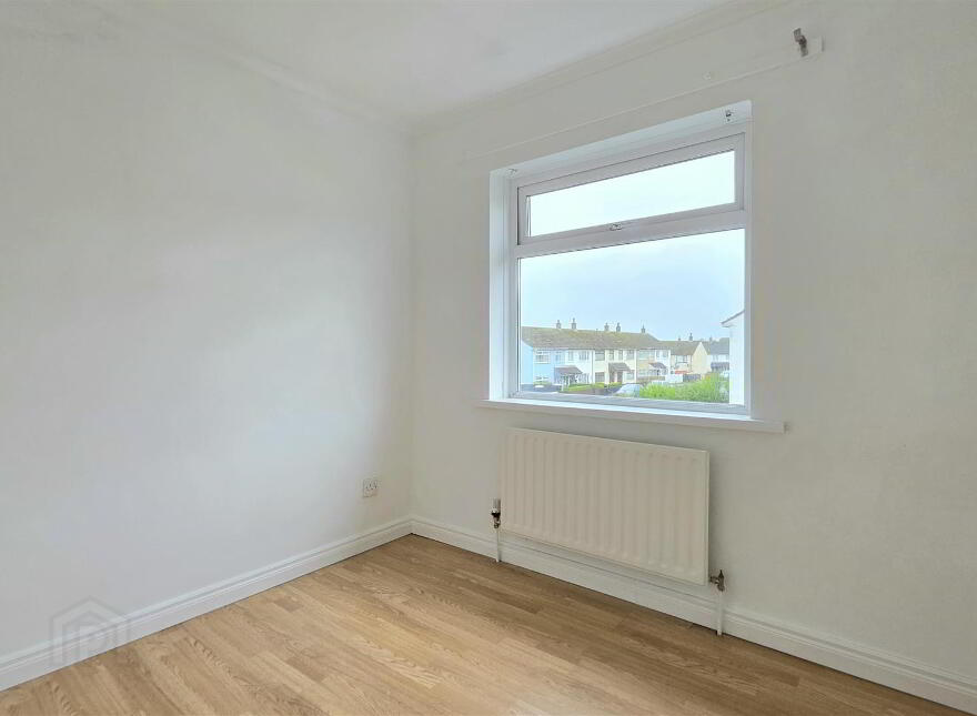 87 Pinewood Avenue, Carrickfergus, BT38 8EW
