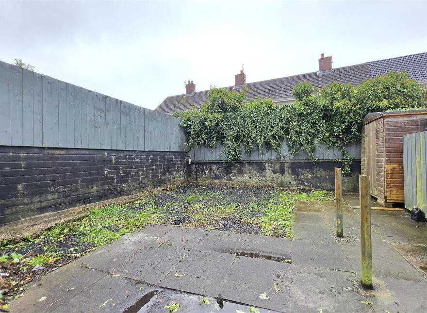 87 Pinewood Avenue, Carrickfergus, BT38 8EW