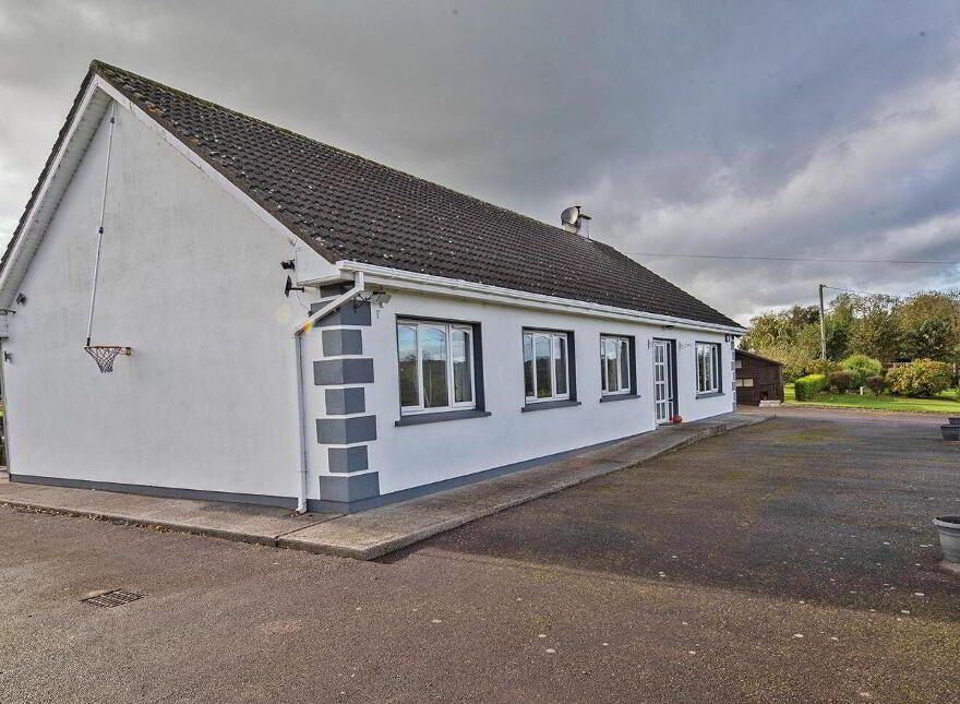Coolowen, Glencairn, Tallow, P51W5C1