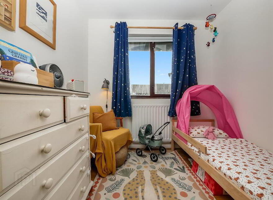 2 Hampton Parade, Ormeau Embankment, Belfast, BT7 3EQ