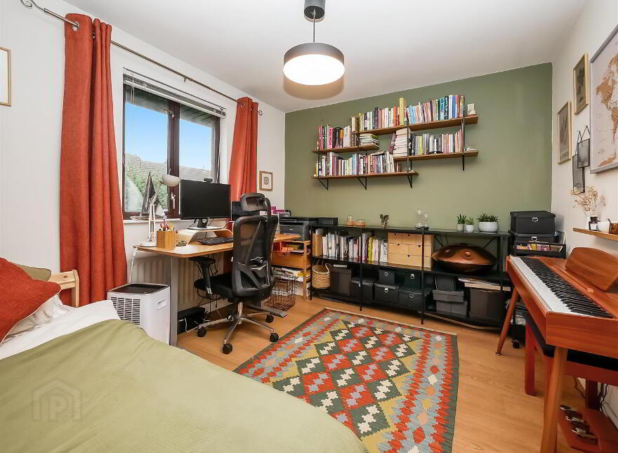 2 Hampton Parade, Ormeau Embankment, Belfast, BT7 3EQ