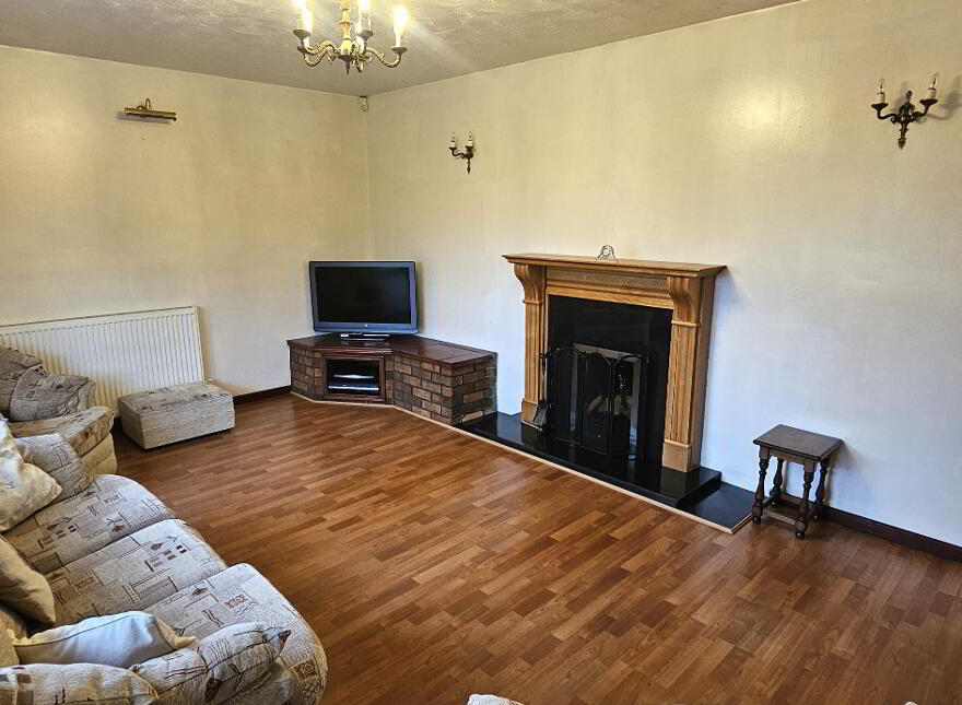 25A Eskylane Road, Antrim, BT41 2LL