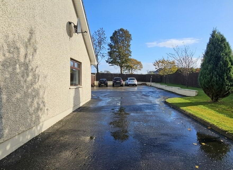 25A Eskylane Road, Antrim, BT41 2LL