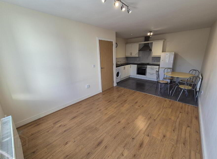 4 Cheston Close, Carrickfergus, BT38 7FL