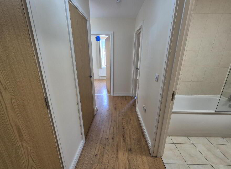 4 Cheston Close, Carrickfergus, BT38 7FL