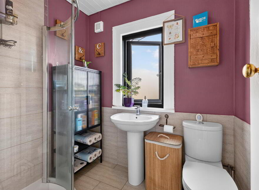 8 Gibson Park Gardens, Belfast, BT6 9GN
