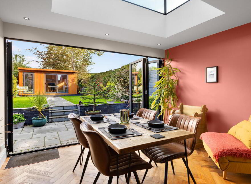 8 Gibson Park Gardens, Belfast, BT6 9GN