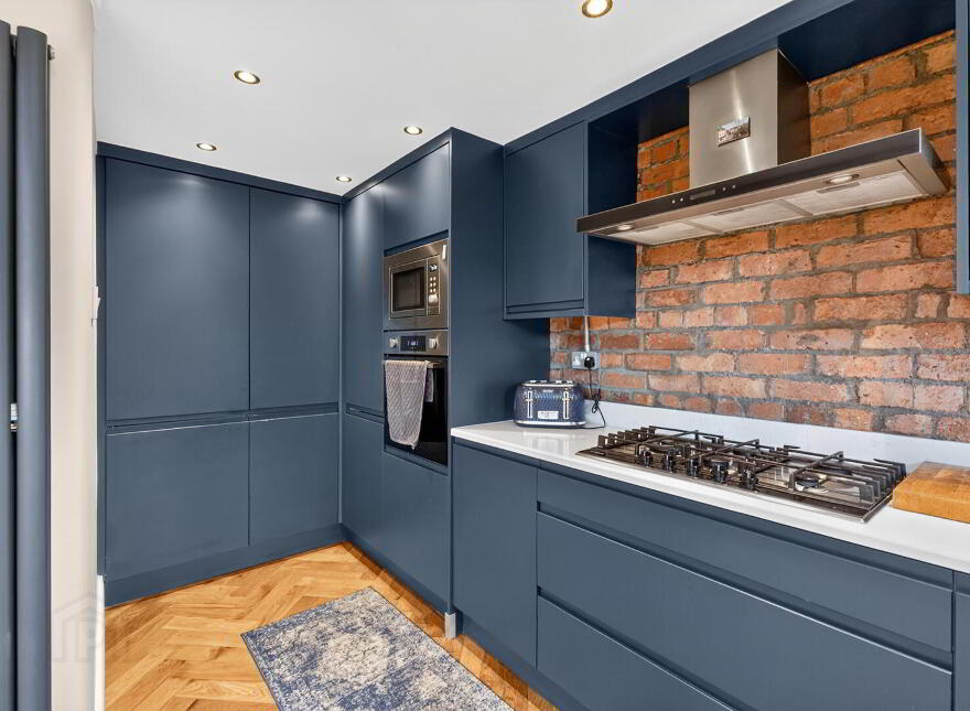 8 Gibson Park Gardens, Belfast, BT6 9GN