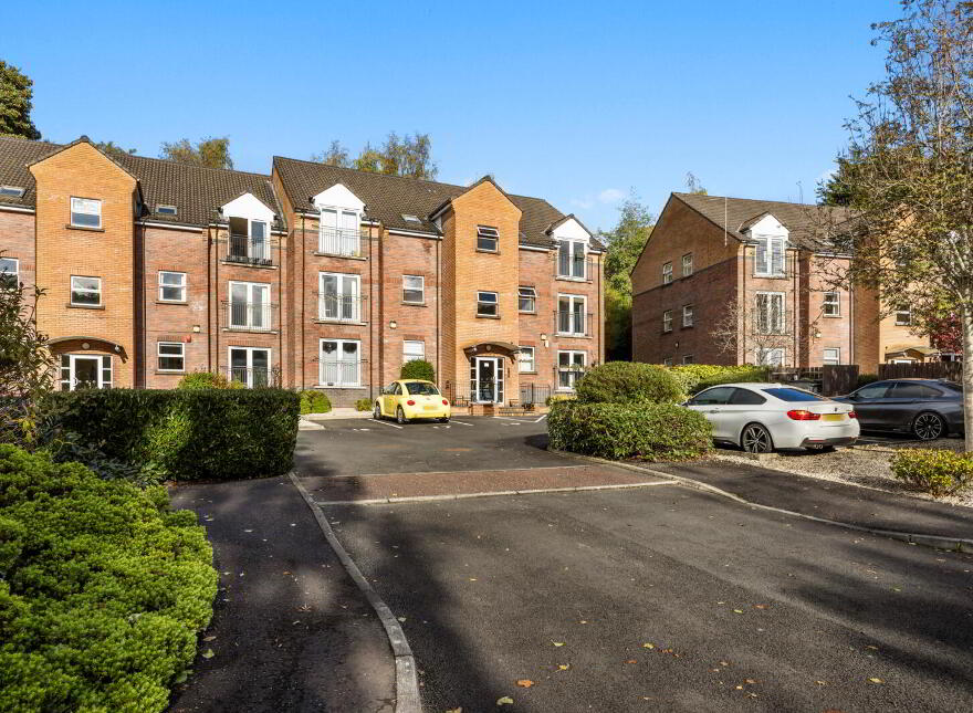 18 Minnowburn Mews, Belfast, BT8 8ST