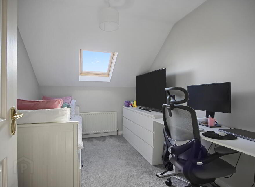 18 Minnowburn Mews, Belfast, BT8 8ST