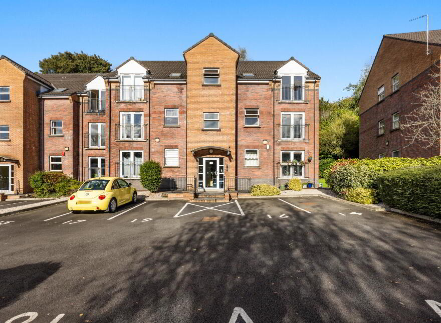 18 Minnowburn Mews, Belfast, BT8 8ST