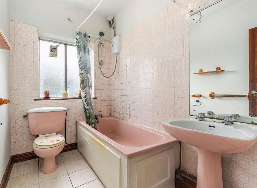 4 Cambria, De Vesci Court, The Slopes, Dún Laoghaire, Dun Laoghaire, A96XD45