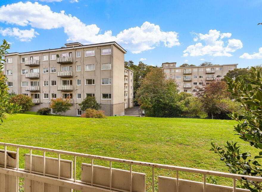 4 Cambria, De Vesci Court, The Slopes, Dún Laoghaire, Dun Laoghaire, A96XD45