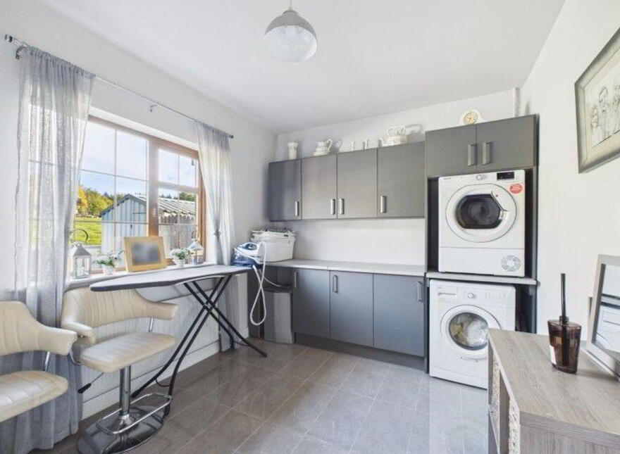 Shanavaur, Mountrath, R32HP64