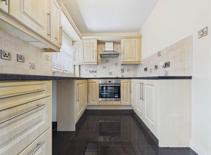 85 Farringdon Gardens, Belfast, BT14 7LS