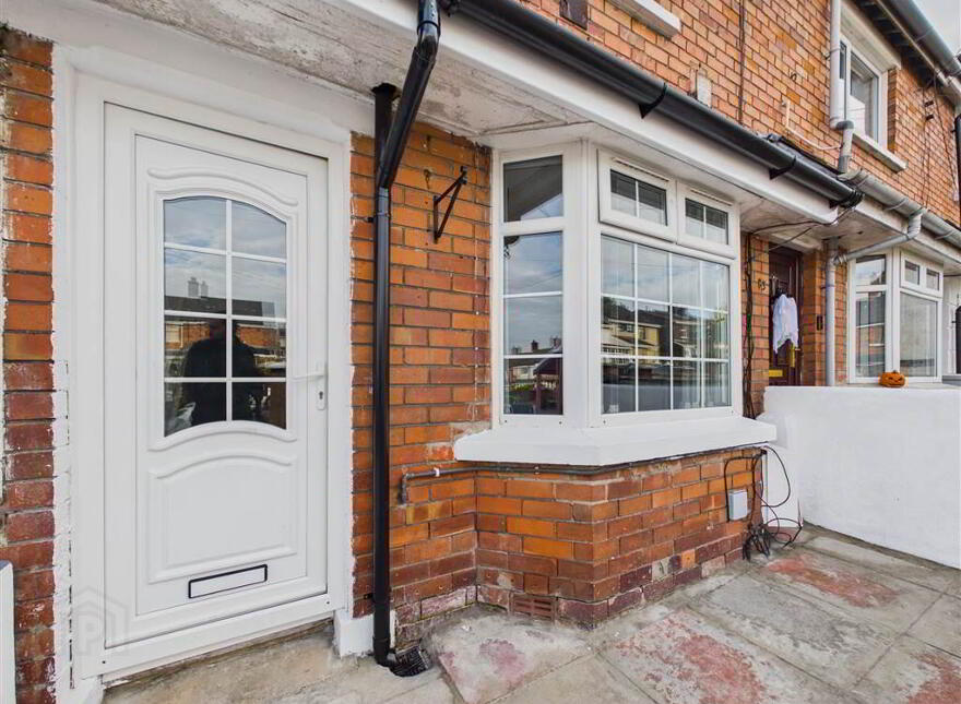 85 Farringdon Gardens, Belfast, BT14 7LS