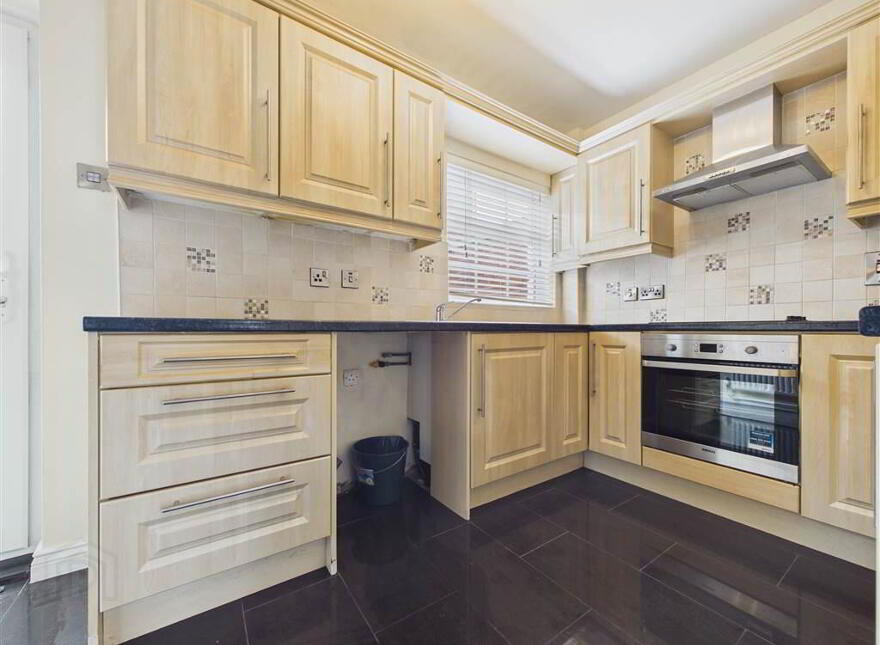 85 Farringdon Gardens, Belfast, BT14 7LS