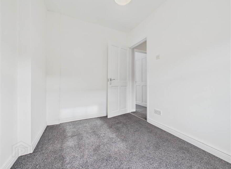 85 Farringdon Gardens, Belfast, BT14 7LS