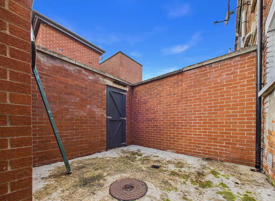 85 Farringdon Gardens, Belfast, BT14 7LS