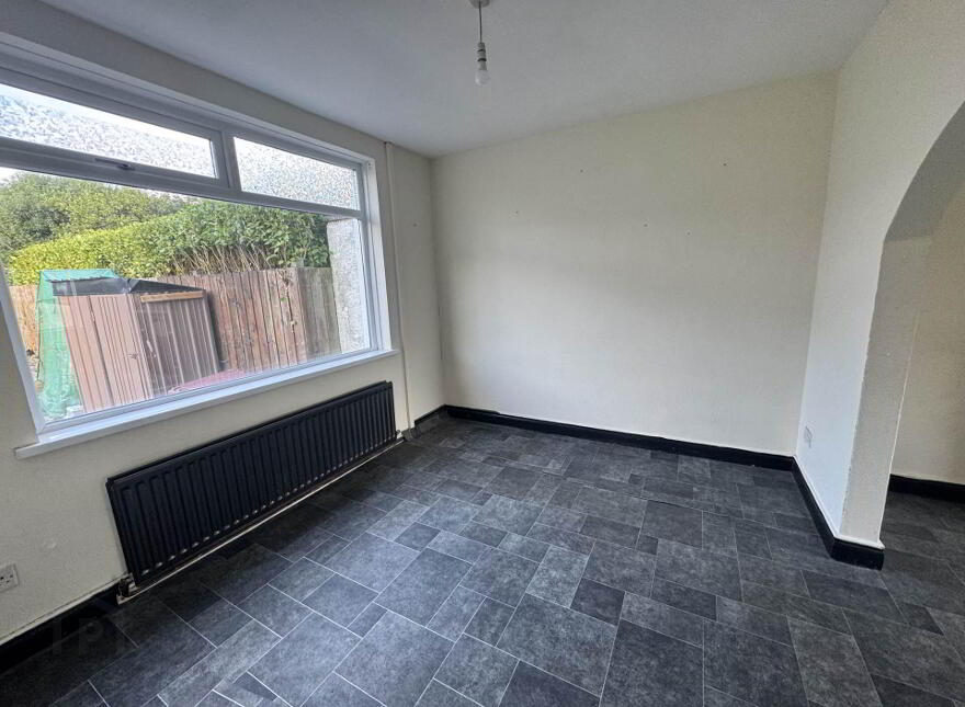 42 Lestannon Ave, Whitehead, Carrickfergus, BT38 9NN