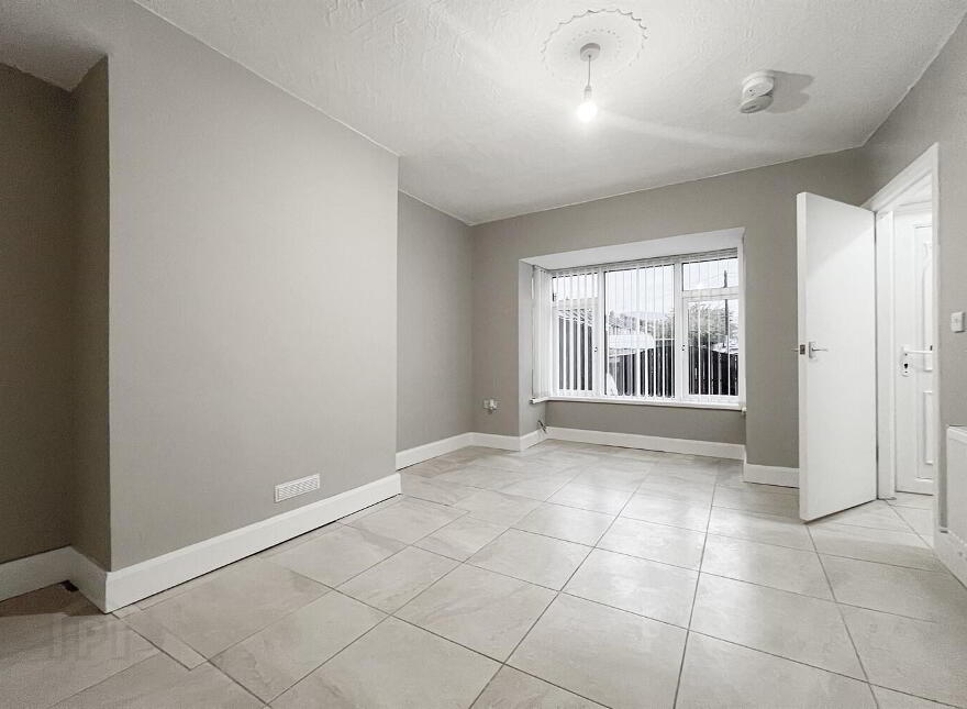 153 Etna Drive, Belfast, BT14 7NN