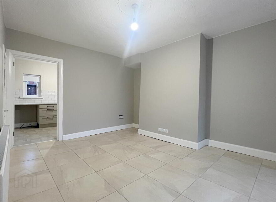 153 Etna Drive, Belfast, BT14 7NN