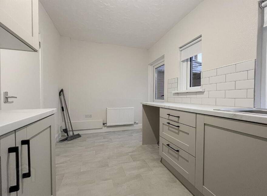 153 Etna Drive, Belfast, BT14 7NN