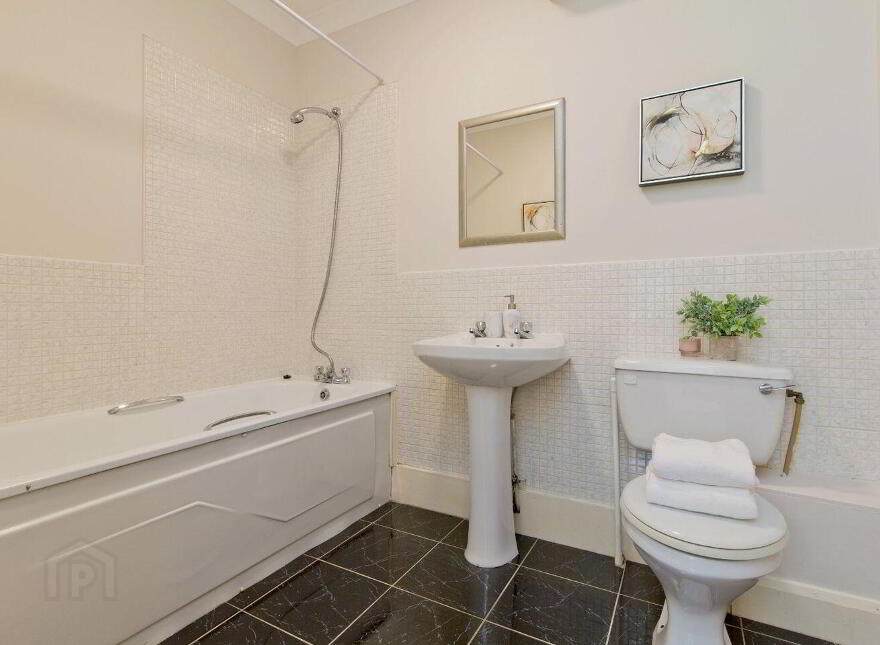 8 Altamont Hall, Dundrum, Dundrum, D14CF96
