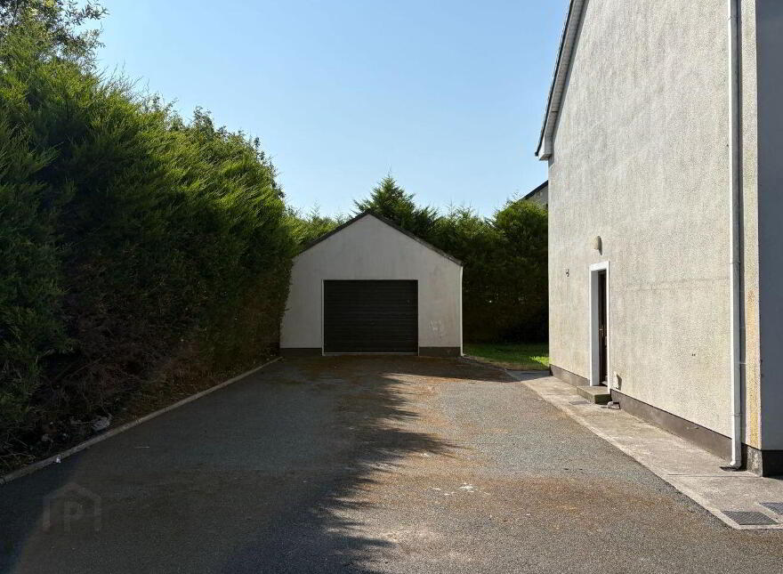 1 Silveroe Meadow, Boyle, F52EY79