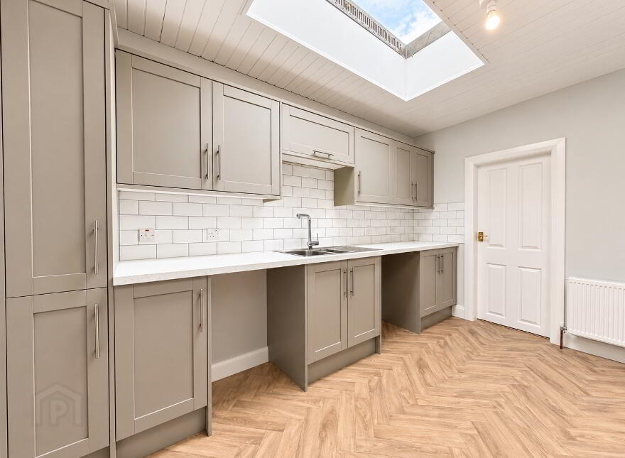 40 Holm Terrace, Dromore, BT25 1HN