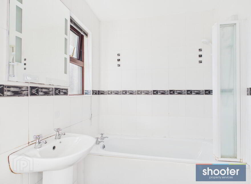 14 Pine Grove, Dublin Road, Newry, BT35 8DB