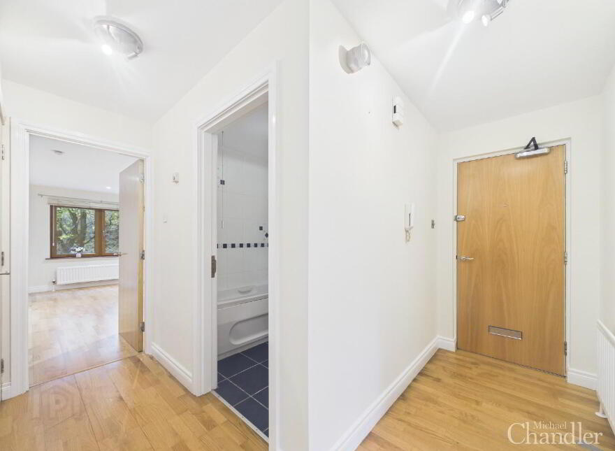 10 Oakhill, Castlereagh, Belfast, BT5 7GS