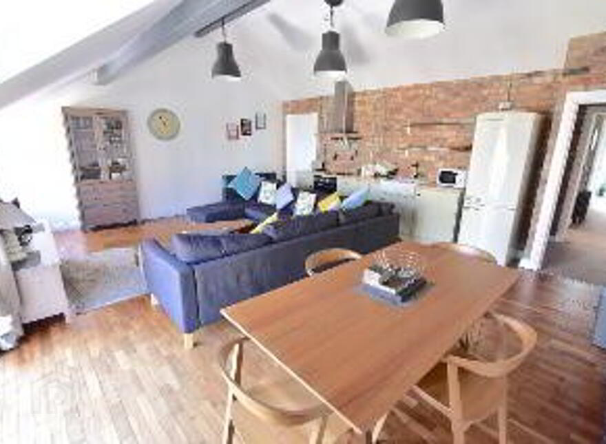 52 Causeway Street, Portrush, BT56 8AD