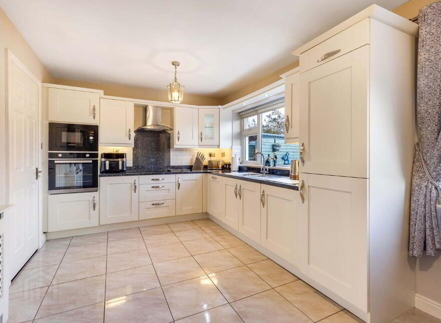 37 Meadow Park, Cavan, H12Y262