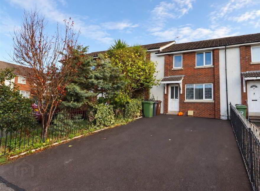 9 Glebe Walk, Lisburn, BT28 1PZ