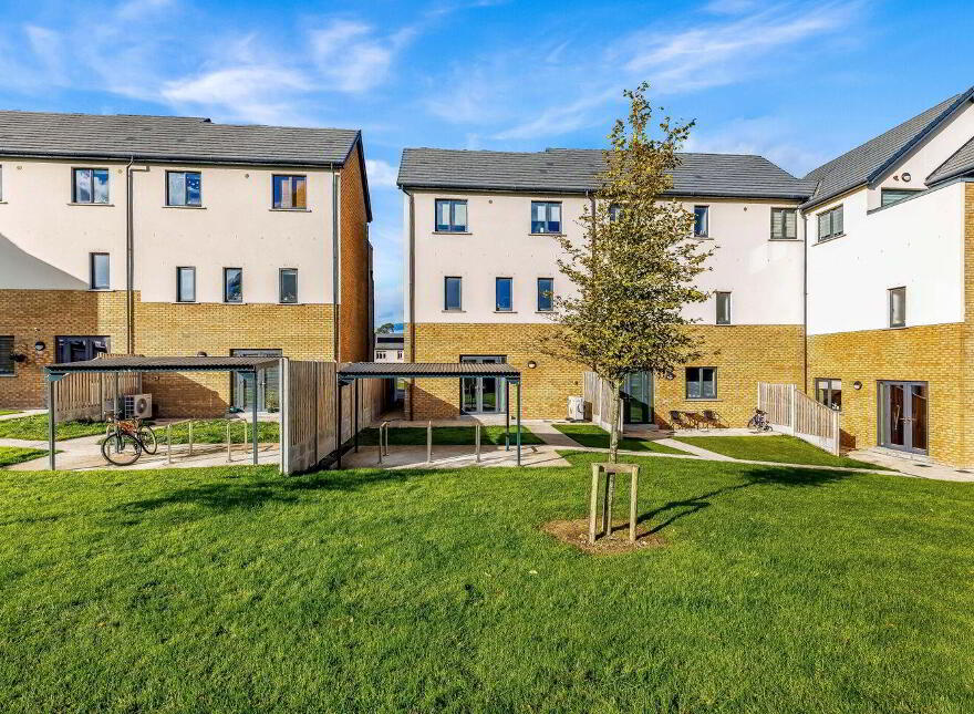 12 The Crescent, Baker Hall, Navan, C15XDC8