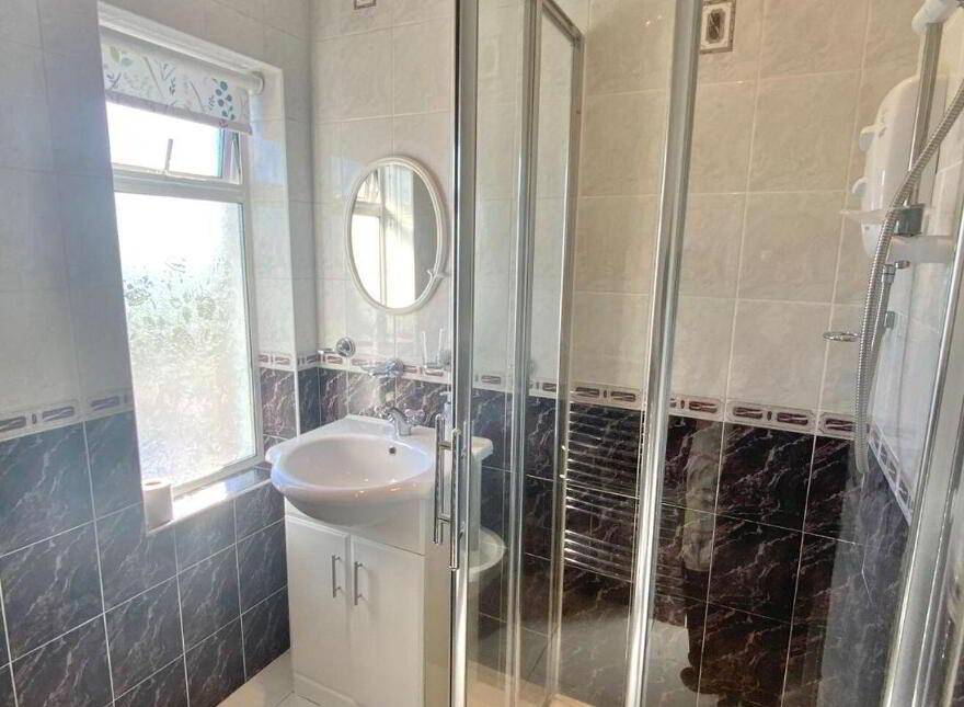 16 Marian Villas, Arklow, Y14F786