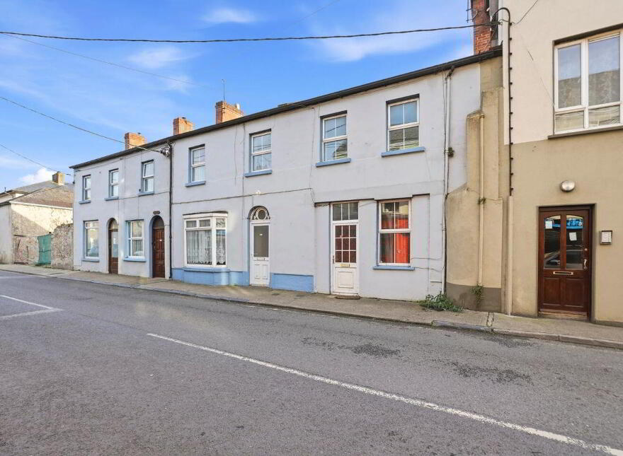 10c Pearse Street, Cahir, E21R656