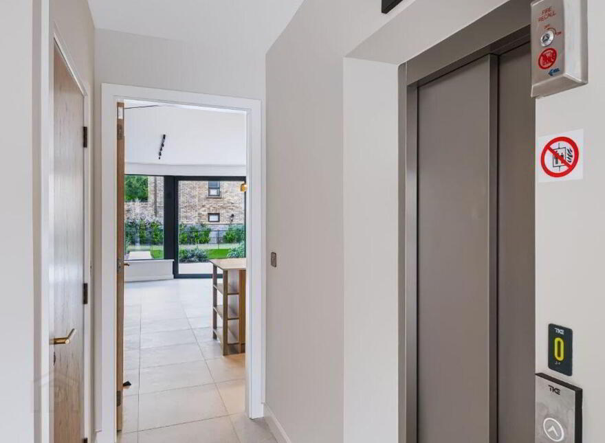 Merrion Gardens, Ballsbridge, Ballsbridge, D04V2N4