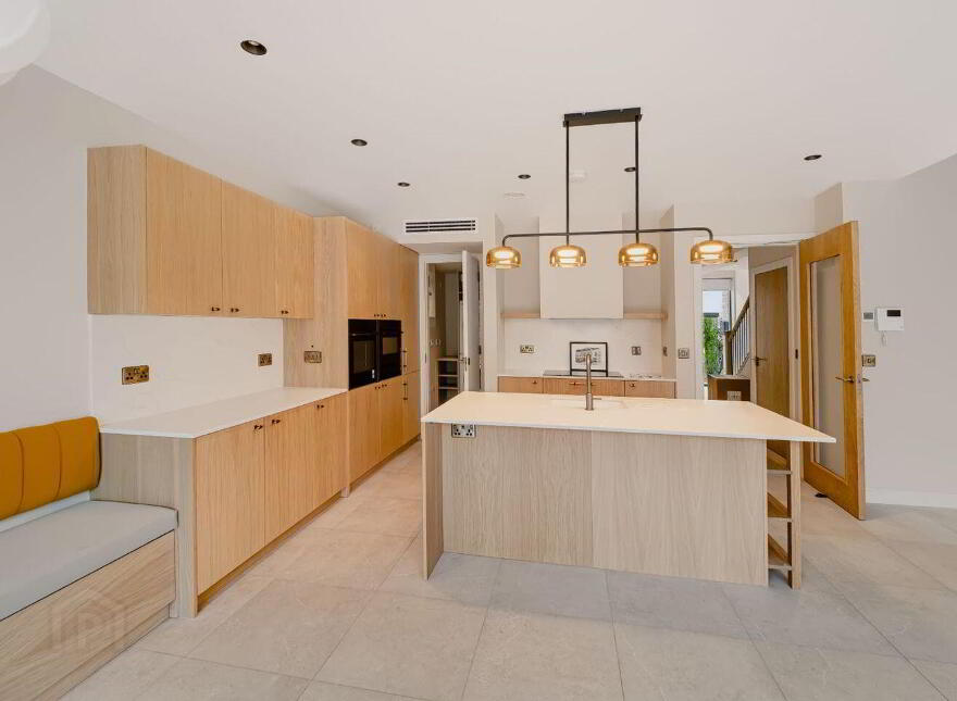 Merrion Gardens, Ballsbridge, Ballsbridge, D04V2N4